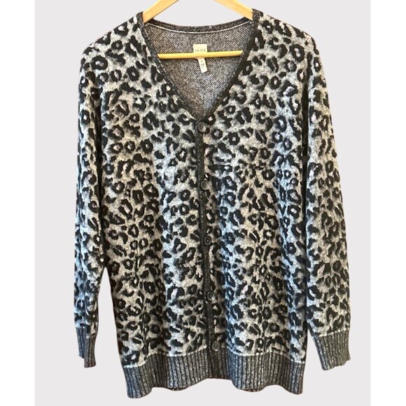 La Vie Rebecca Taylor Leopard Print Knit Button Cardigan Sweater Parisian Chic - Picture 1 of 7